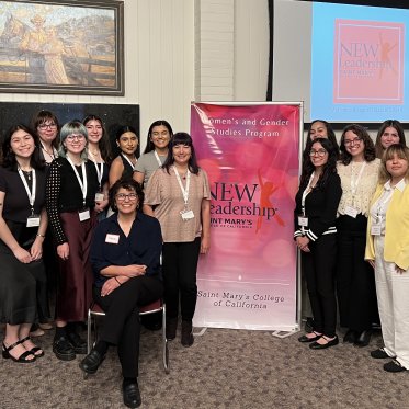 NEW Leadership students with keynote speaker