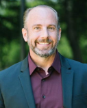 Headshot of Professor Steve Del Chiaro