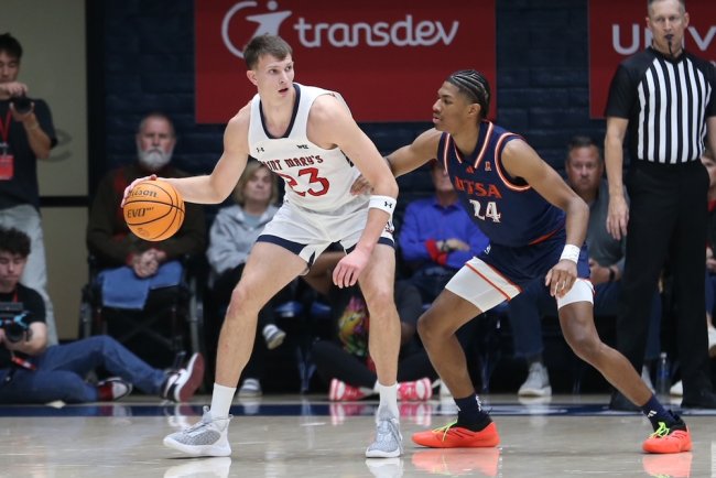 Men's Basketball player Paulius Murauskas against UTSA in December 2024