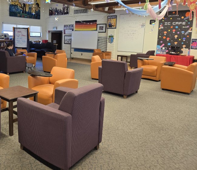 IC Cafe Lounge