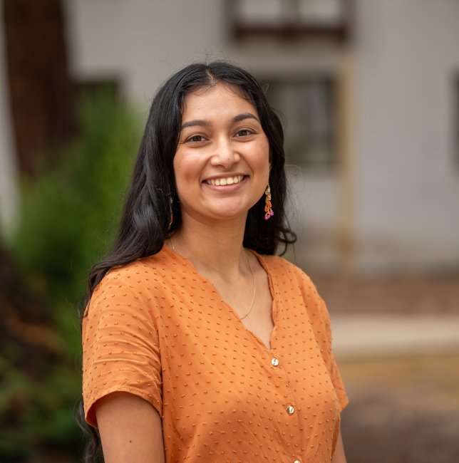 Kiara Padilla Headshot