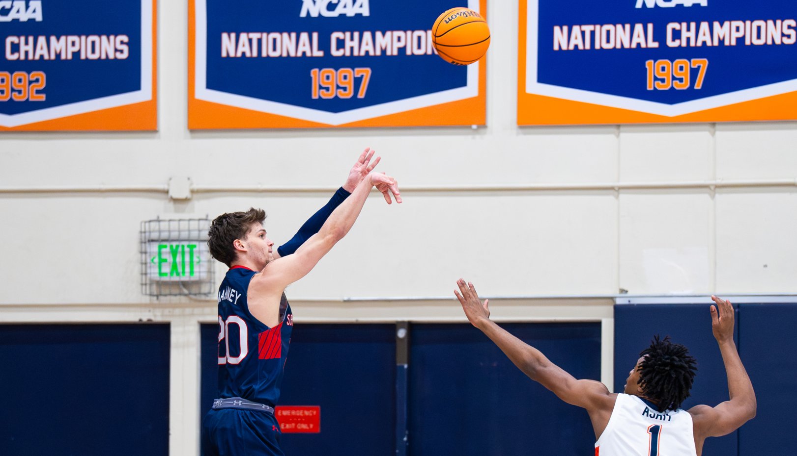 Aidan Mahaney shoots against Pepperdine in February 2024