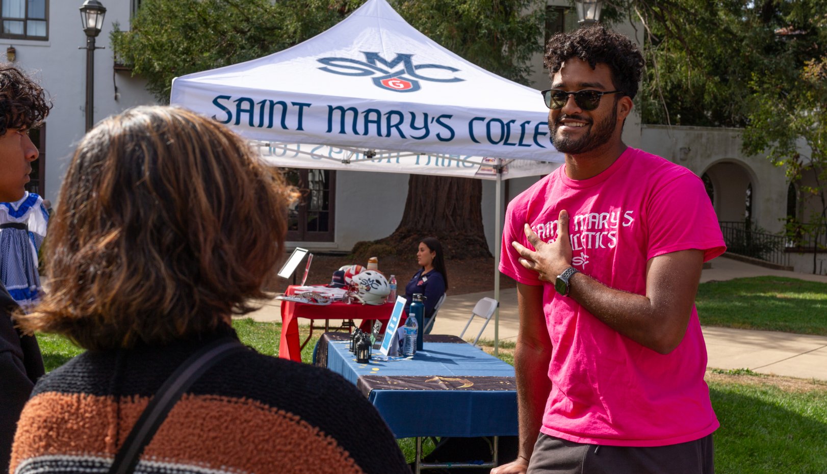 Gael speaking at Fall Preview Day