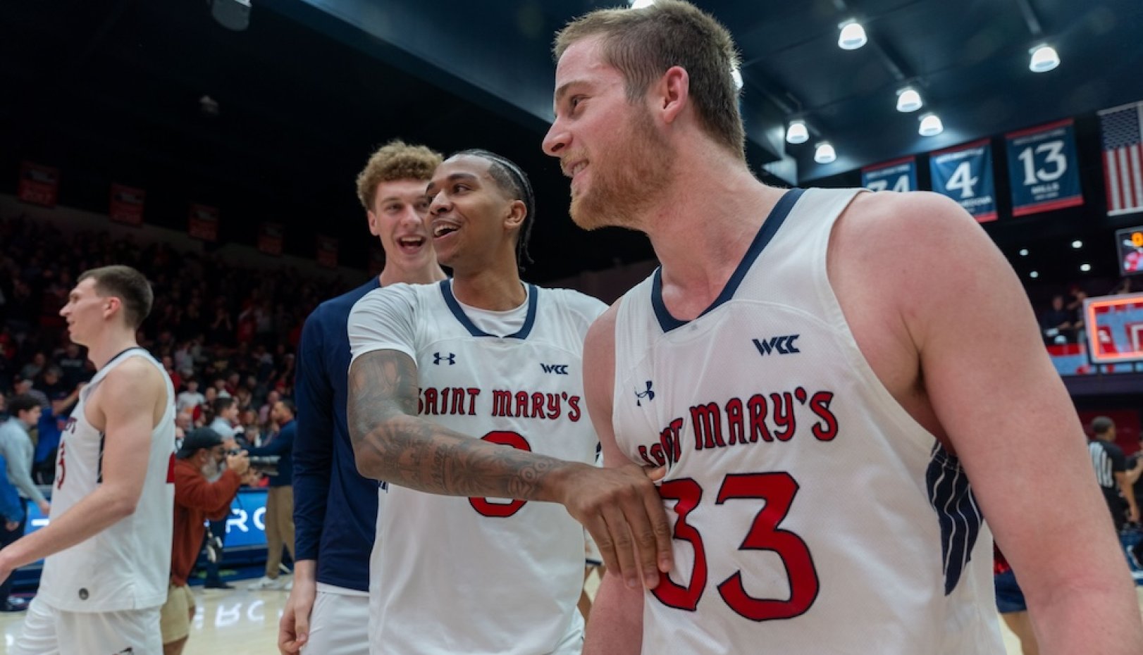 Men's basketball player Luke Barrett