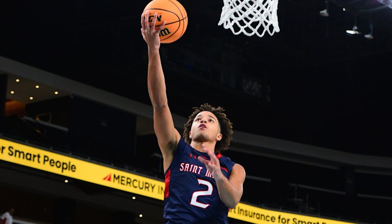 Jordan Ross shoots against USC in Acrisure Classic in November 2024