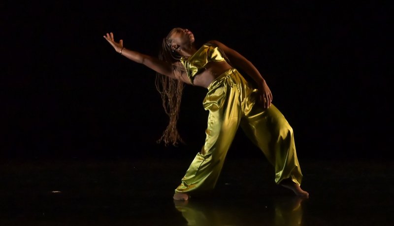 Dance student Veronica Silk MFA '25