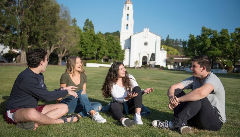 Studens on Chapel Lawn
