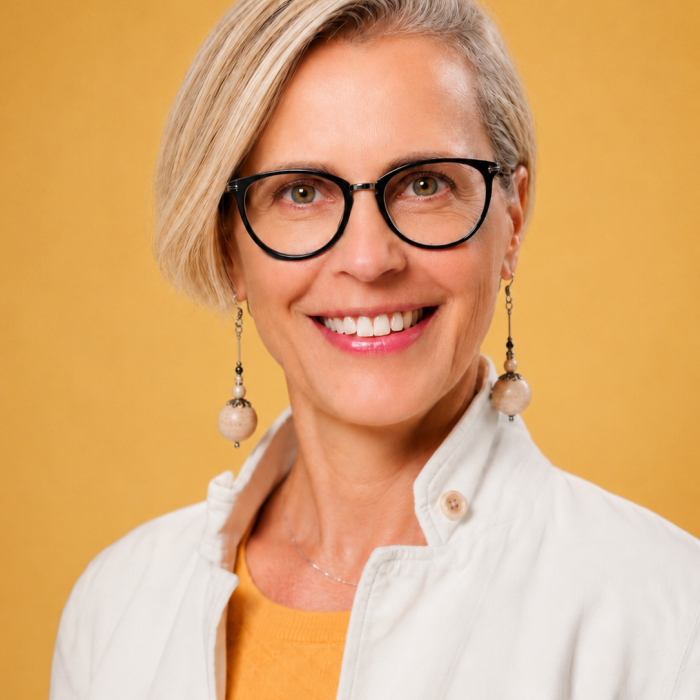 Helga Lenart-Cheng