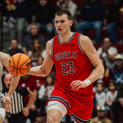 Basketball player Paulius Murauskas drives against Santa Clara in January 2026