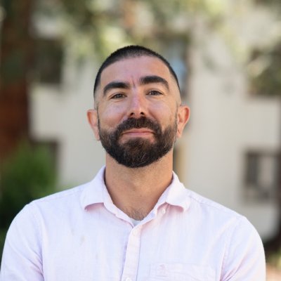 Jonathan Montoya portrait on campus