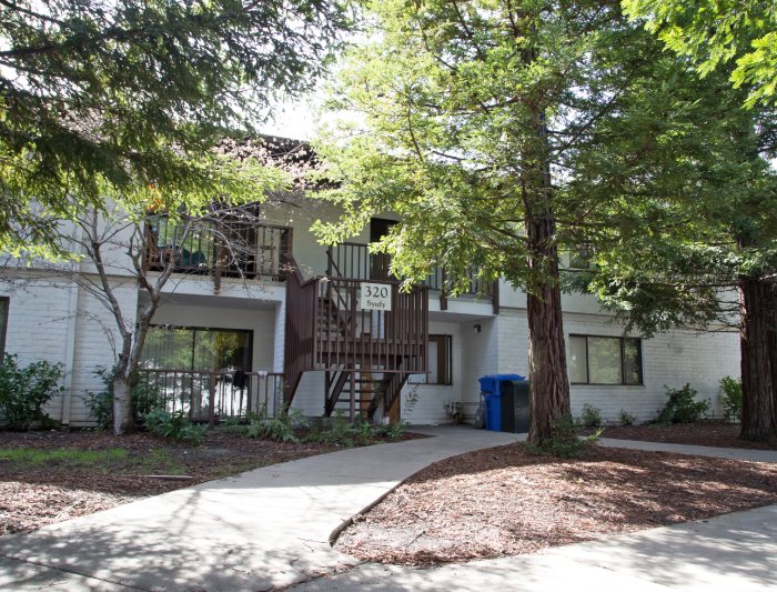 Syufy Hall