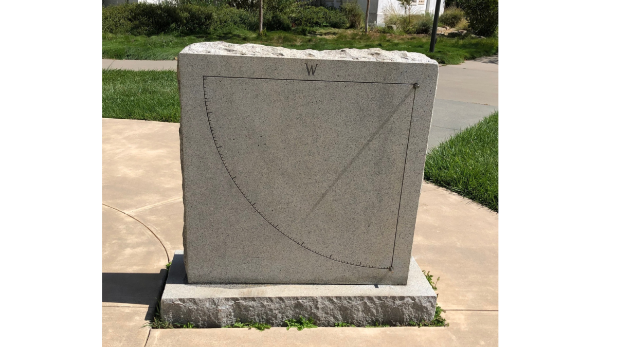 Meridian plinth